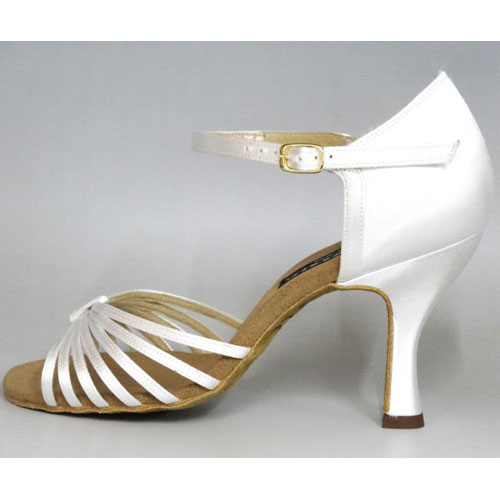 ケント　ラテン サテンダンスシューズ　アイルBI