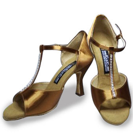 ケント　ルーナ AT