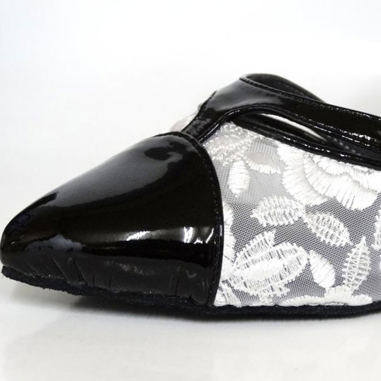 タカダンス　つま先が閉じている　兼用パーティー・ダンスシューズ 　凛（りん）